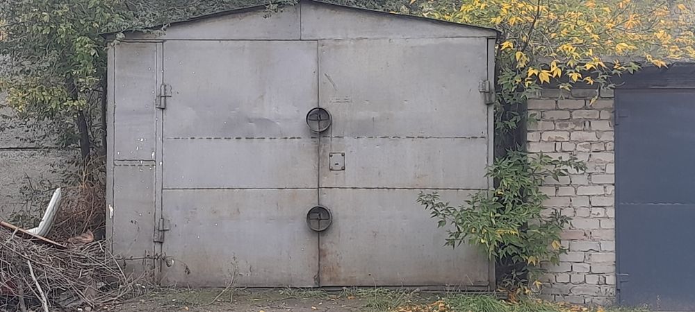 Продам Гараж металлически
