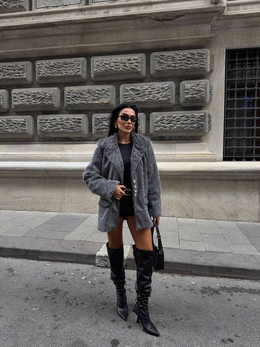 Сако тип палтенце налично в размер S/M/L