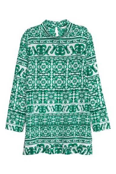 Туника H&M подходяща и за бременна