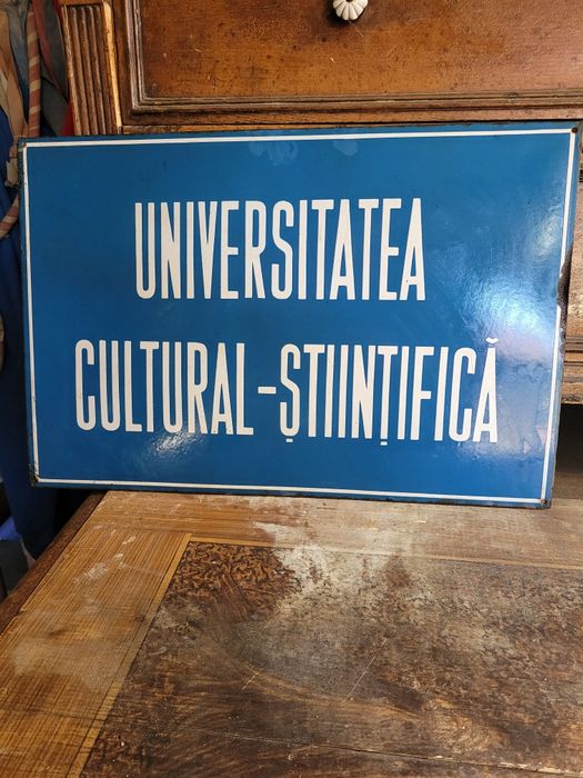 Tablă veche emailată