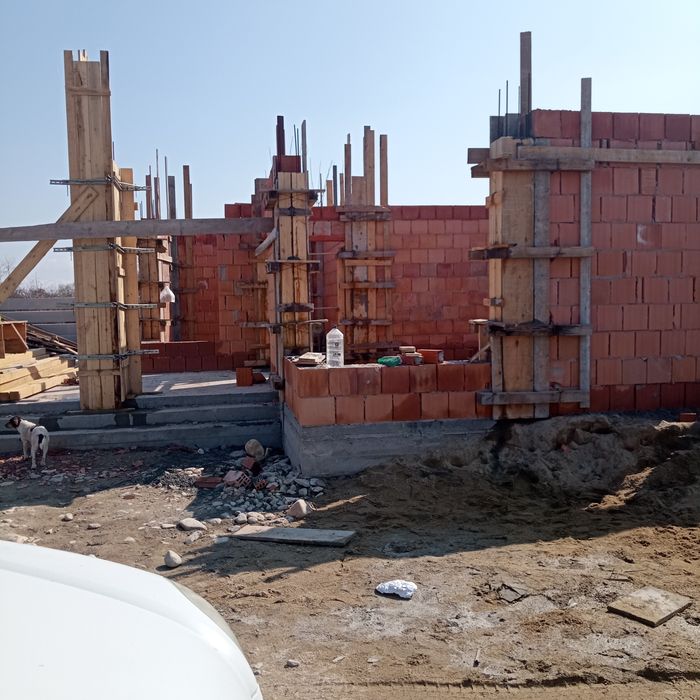 Vând casa Ștefănești Zavoi str Teilor