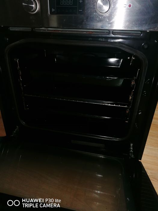 Фурна за вграждане с котлони