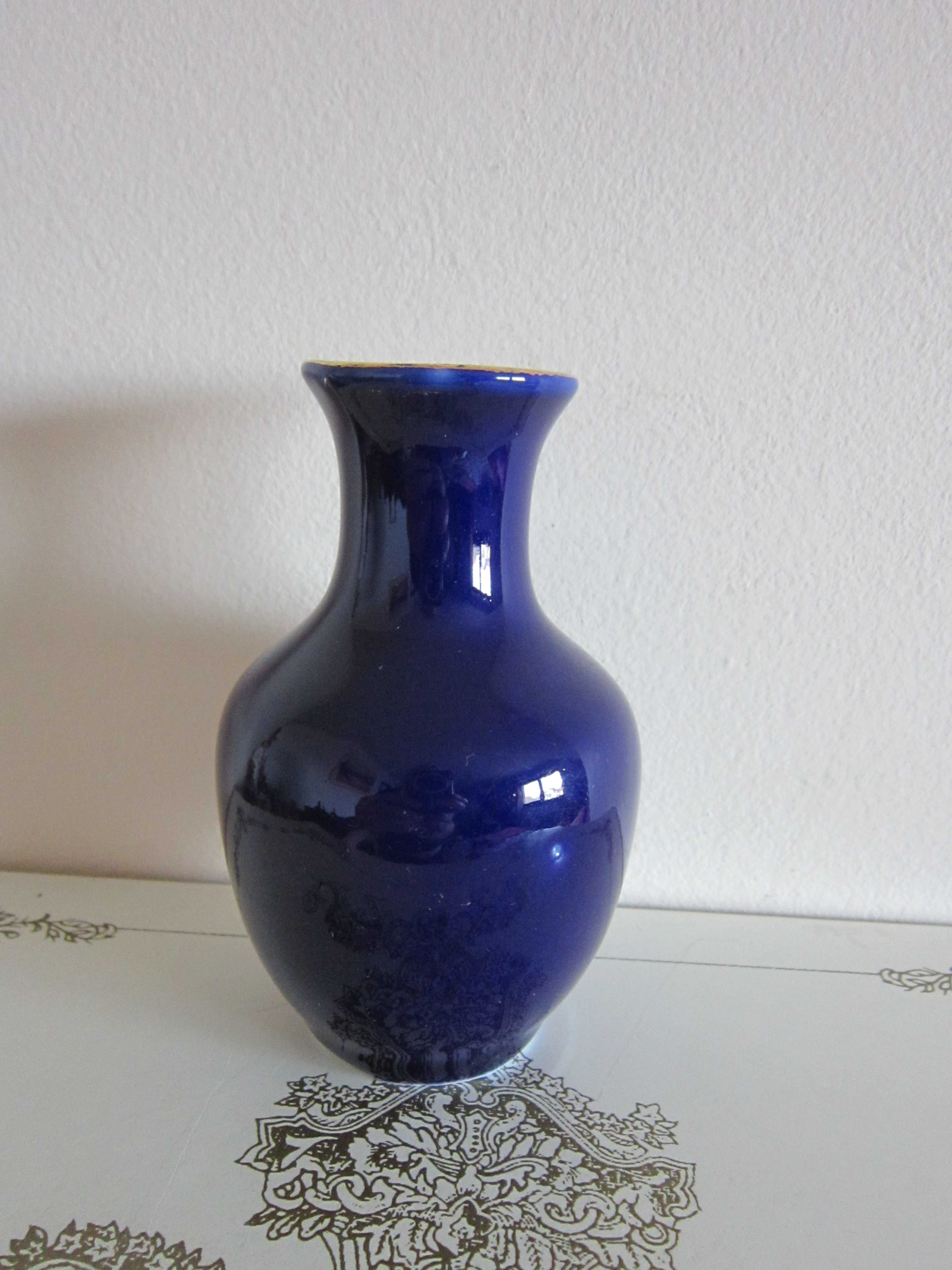 cadou rar Vaza Farfurie portelan Blue Cobalt Pauni Flori China 1980