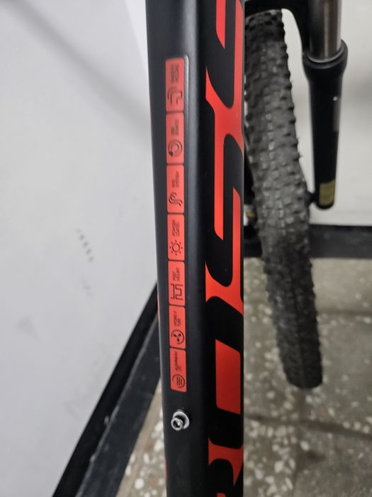 Vand bicicleta KROSS  level 4.0