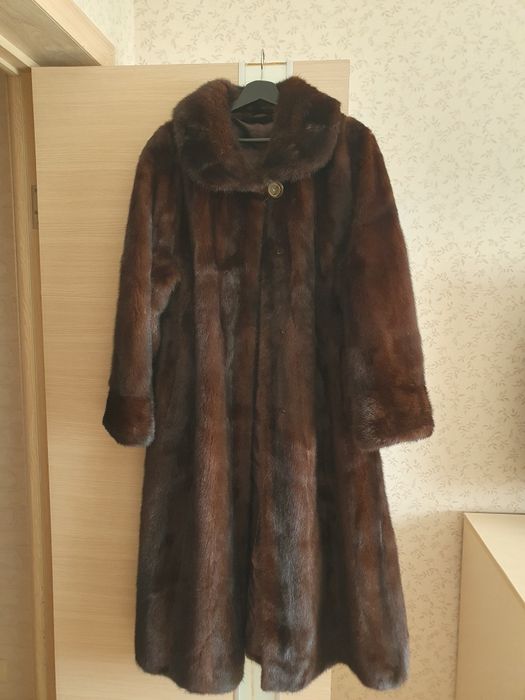 Шуба норковая,длинная