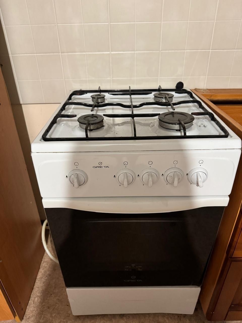 Продам газовую плиту