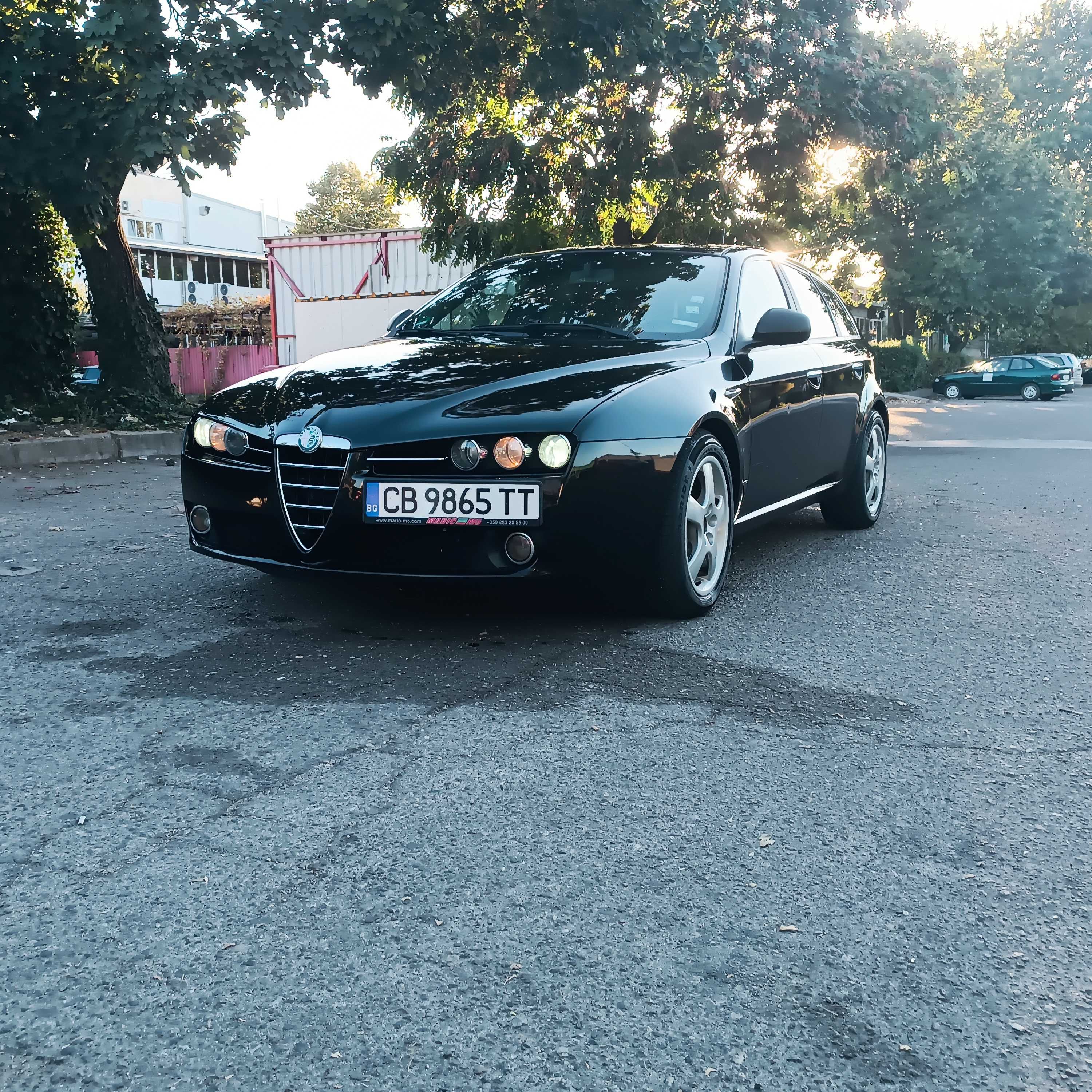 Продавам Алфа Ромео 159 sw