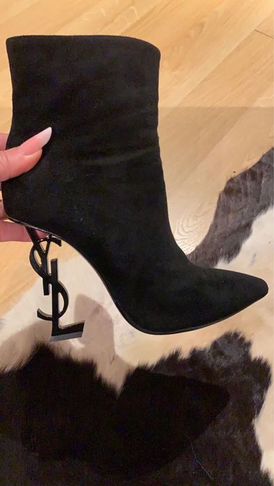 Botine YSL piele intoarsa marimea 37