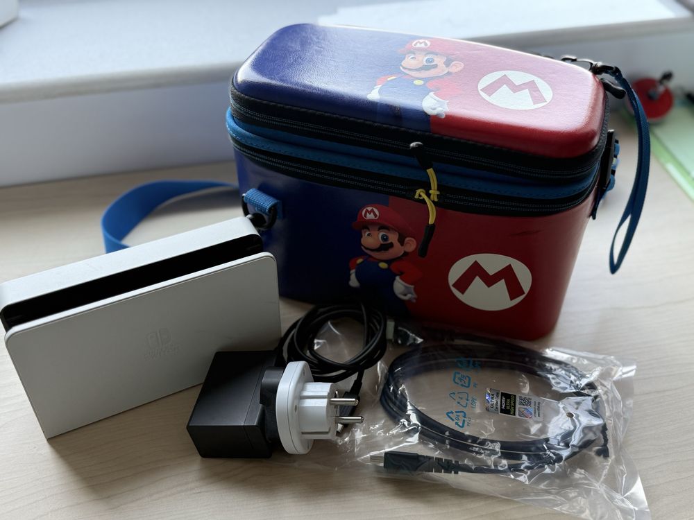 Pachet complet Nintendo Switch OLED - Mario Edition