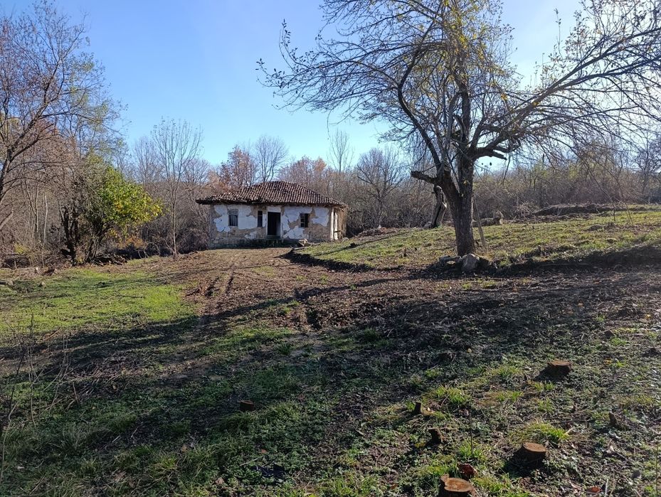 Къща в еленския Балкан