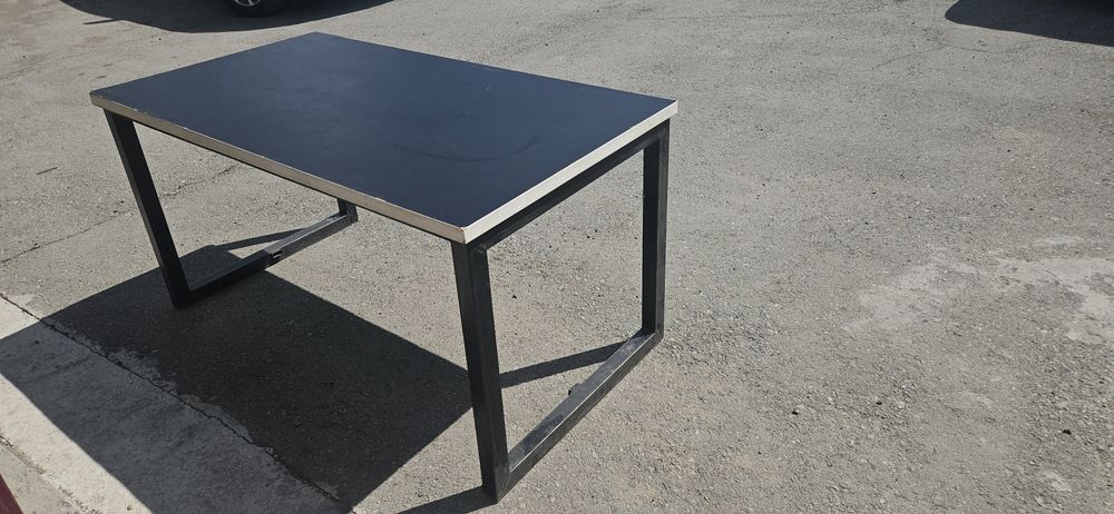 Продам мебель для кафе и ресторанов в отличном состоянии