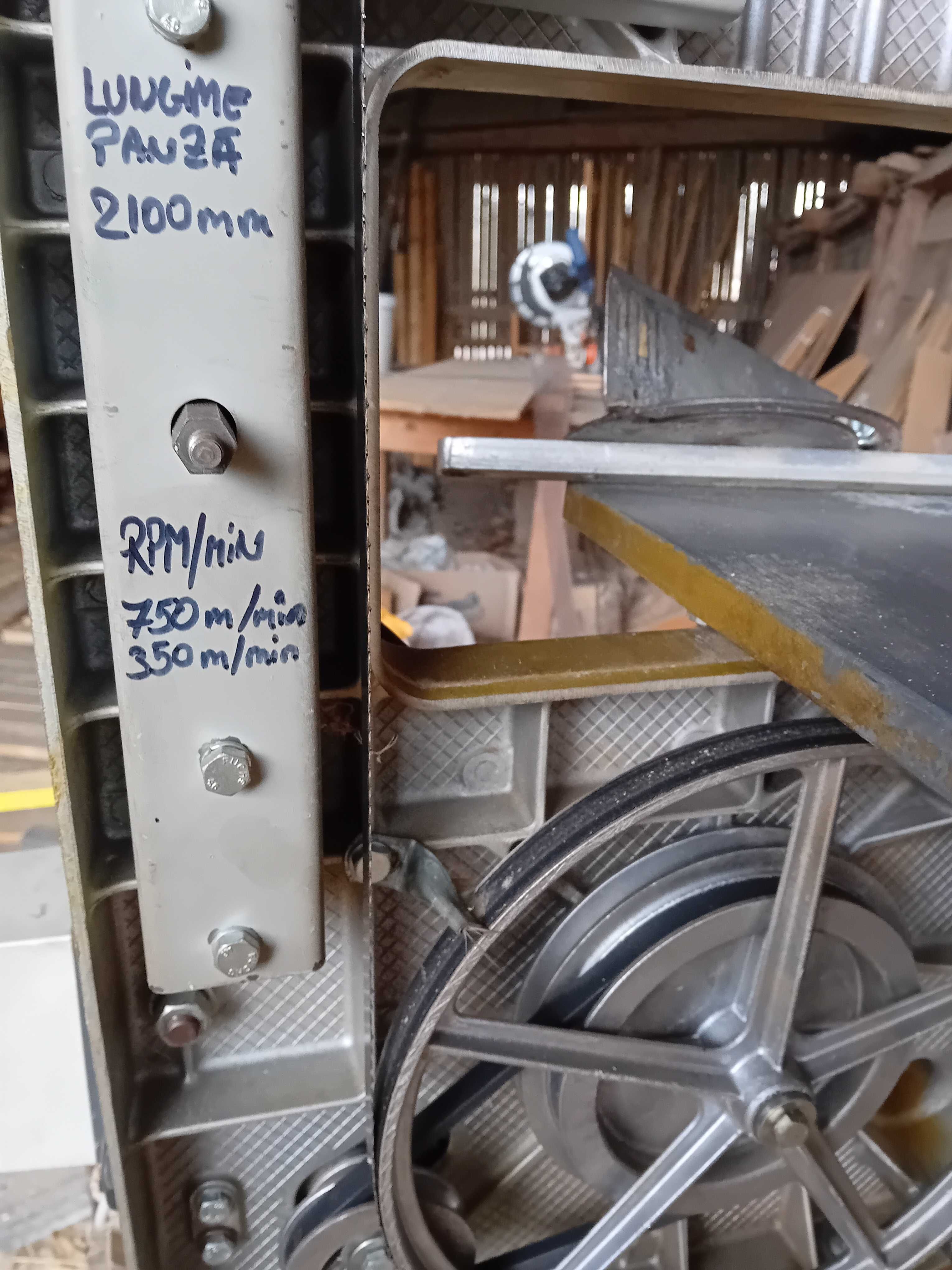 Banzic taiere lemn, plastic, PVC, ETC