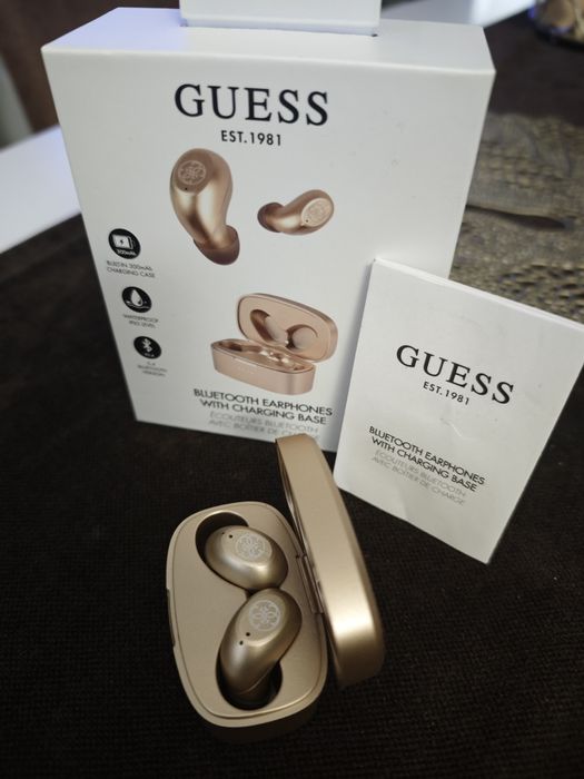 Guess Bluetooth слушалки