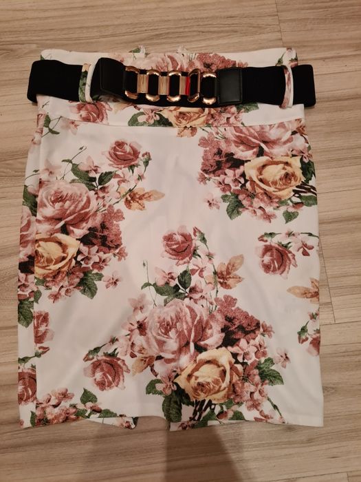 Fustă dama mar 38/40 la 50 lei Timișoara