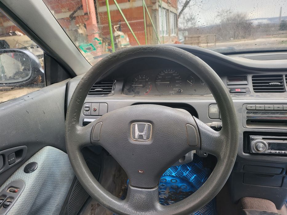 Хонда Сивик 5   1.5 бензин САМО НА ЧАСТИ