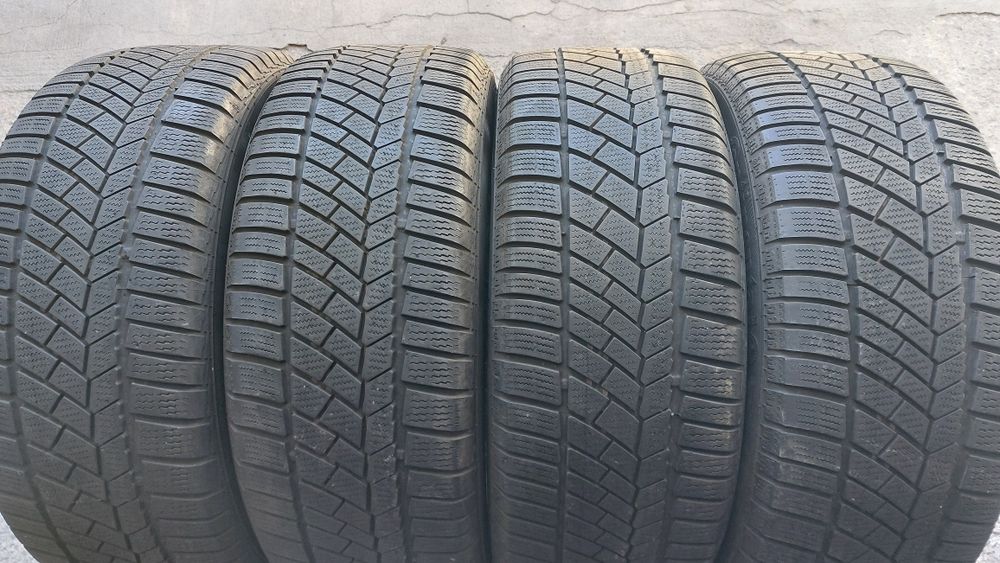 Зимни гуми 225/55/17 Continental ContiWinterContact TS830P 4 броя