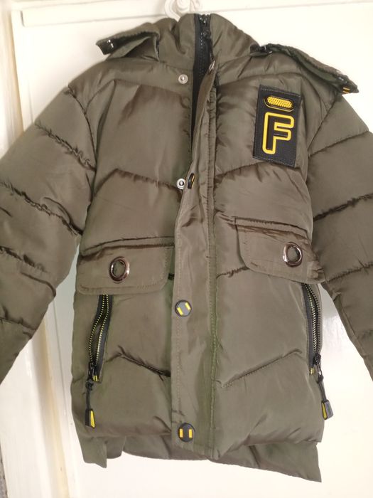 Куртка на мальчика 4-5 лет