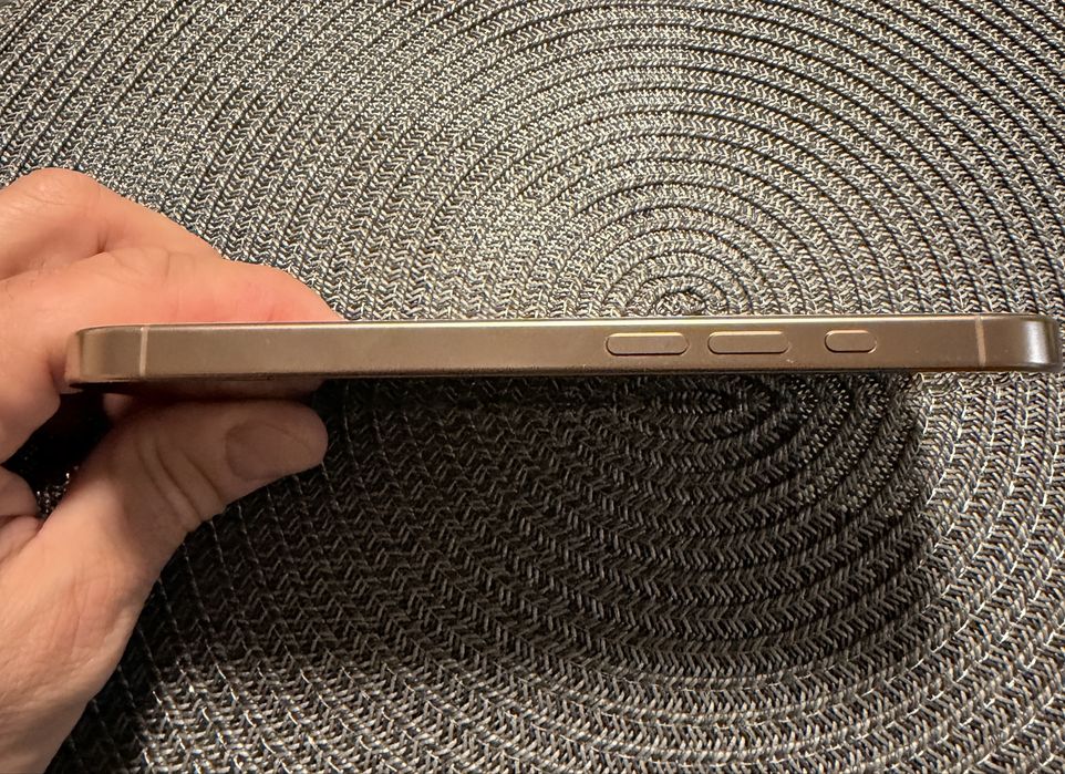 iPhone 16 Pro, 128Gb, Desert Titanium, Esim