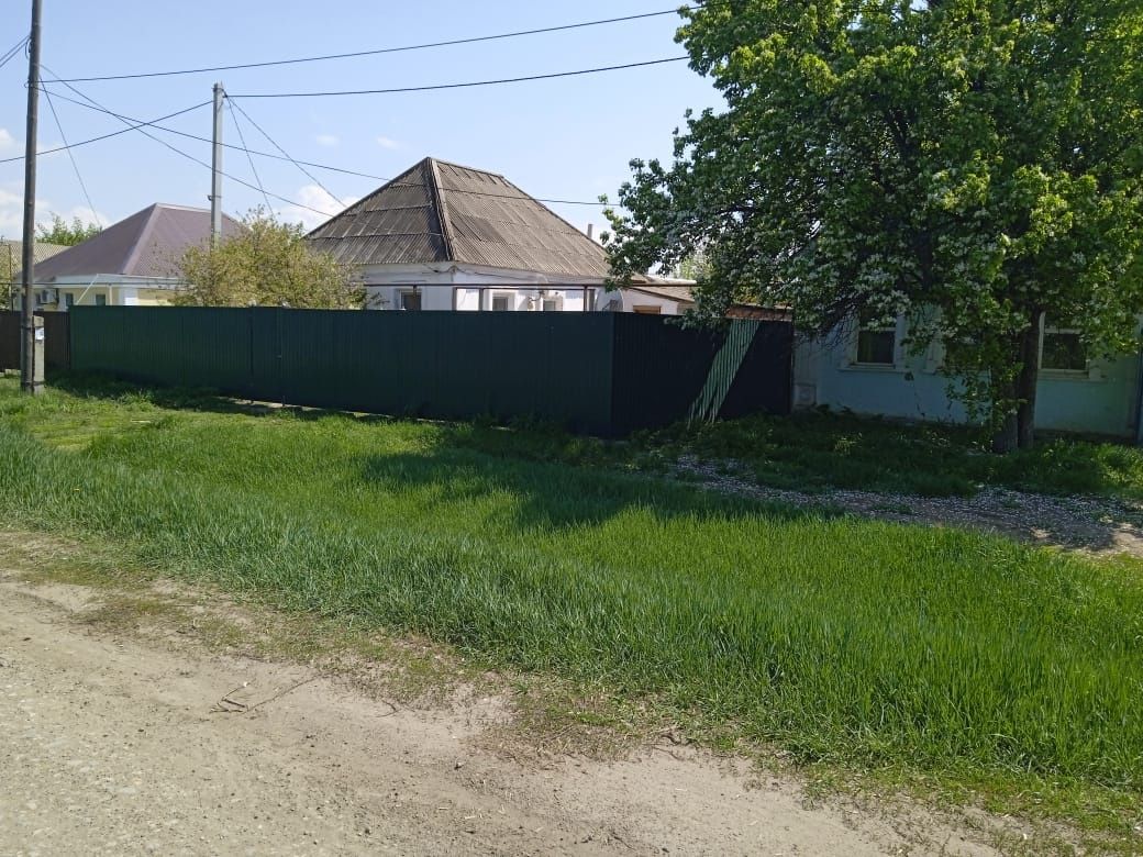 Продам дом в районе 31 школы, рынка Караван