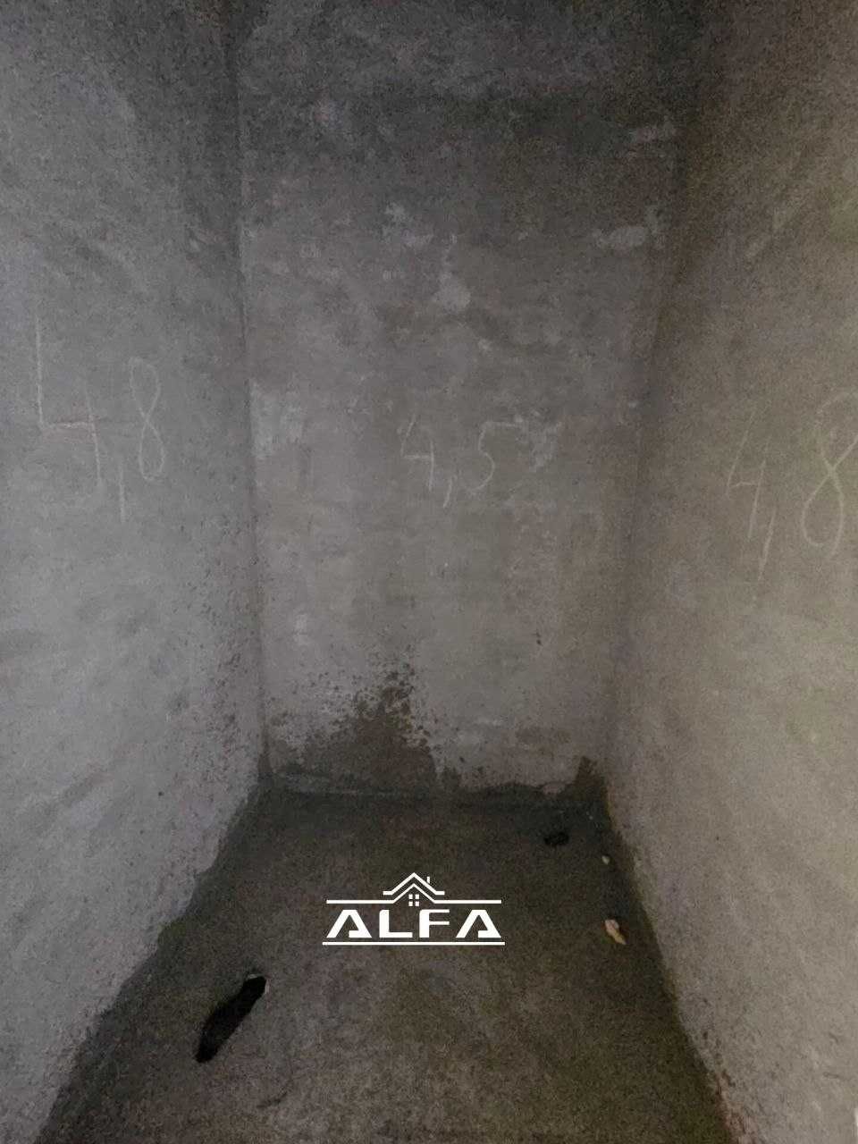 3 xonali 90m² 5-qavat.