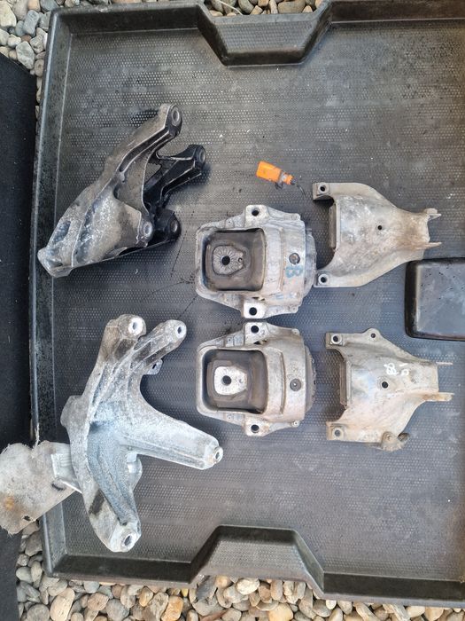 Tampon motor, tampon cutie, jug motor, jug cutie Audi A4 B8 2009-2016