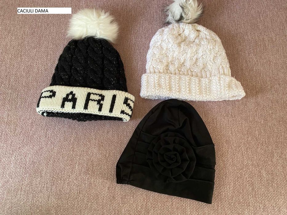 Lot bentita cordetuta caciula sosete femei