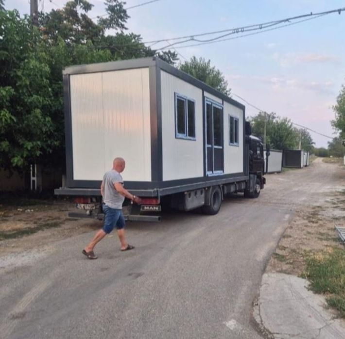 Vand containere modulare la super preț