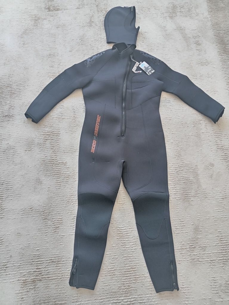 Гидрокостюм р-р 3XL,новый, в упаковке, продам срочно