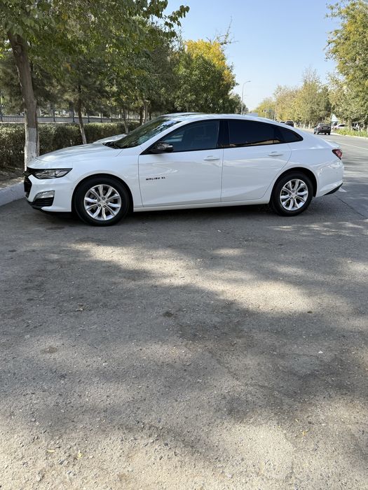 Malibu XL full oq kraska 100% toza 2023
