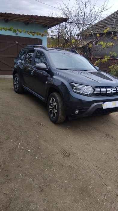 Dacia Duster de garaj cu 6500 Km unic proprietar !!