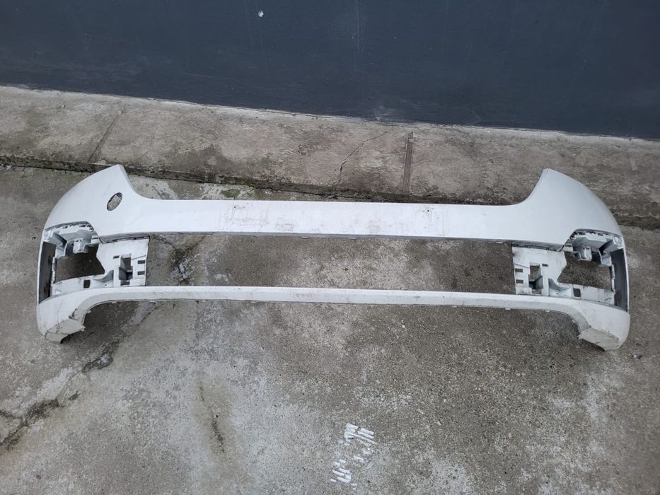 Bara fata, grilaj, ornament Skoda Octavia 3 2024 break