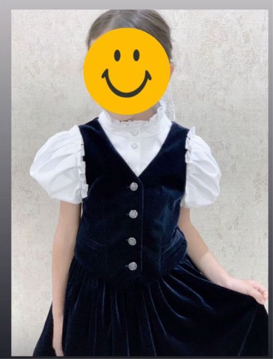 Продам бархатный костюм для девочки