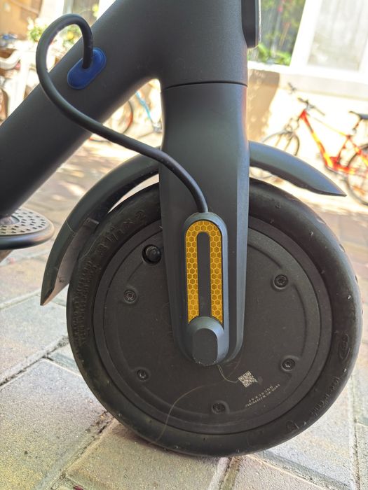 Trotinetă electrică Xiaomi Mi Electric Scooter 3