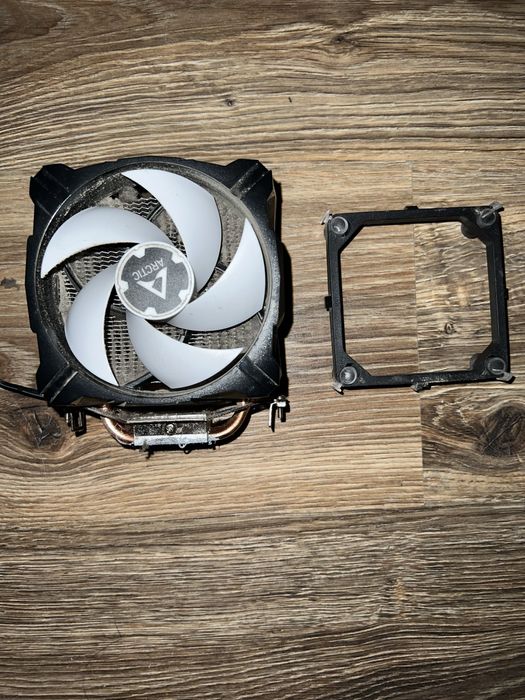 I5 12500 si cooler arctic 7 X