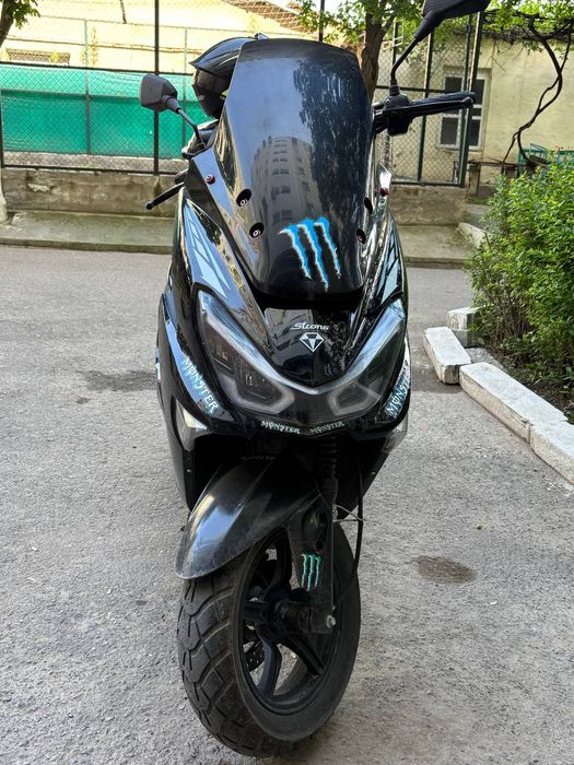 Продаю скутер тигр