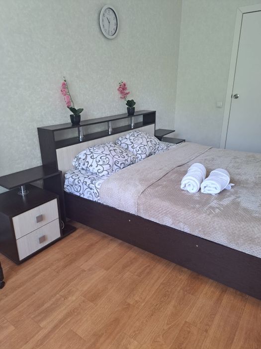 2хЛюкс Казахстан 92 в центре города,Каспий Ред