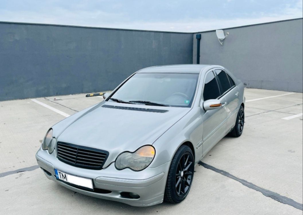 Vand Mercedes c220