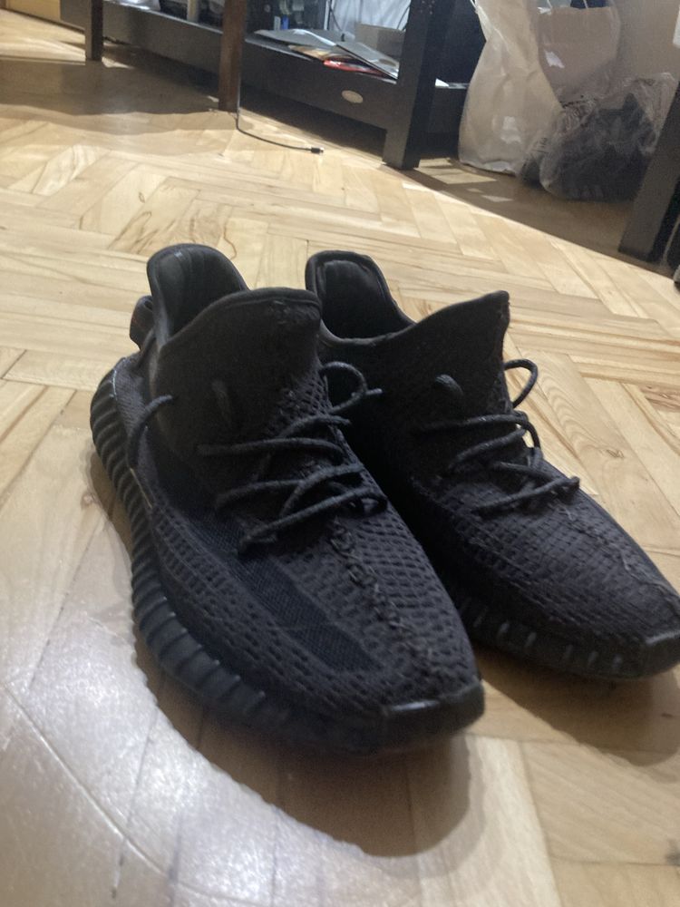 Yezzy slides 350