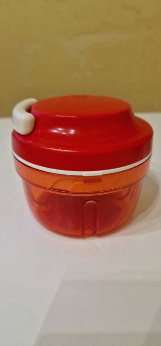 Продам измельчитель для овощей Tupperware!