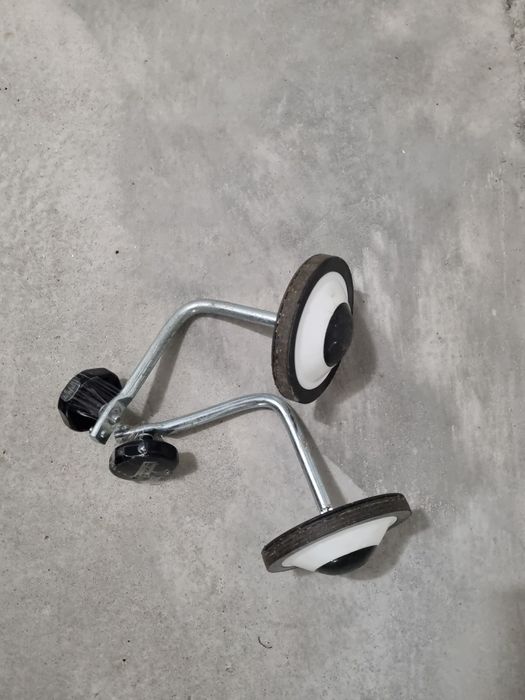 Cric reglabil pentru bicicleta 20"-24" | Roti ajutatoare