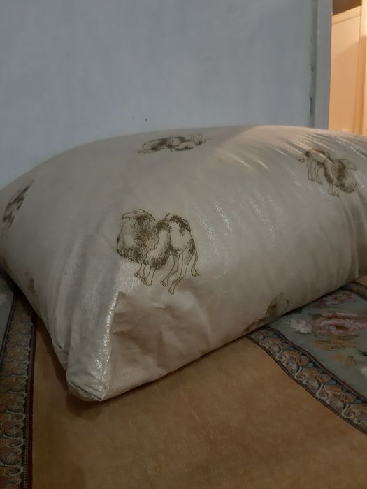 Продам пуховые подушки