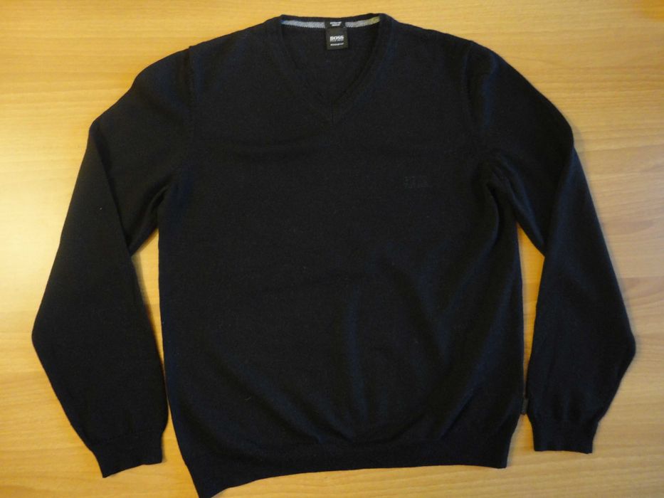 Hugo Boss/М/100% мерино/мъжки пуловер
