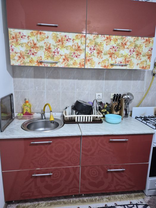 Кухонный гарнитур сатылады