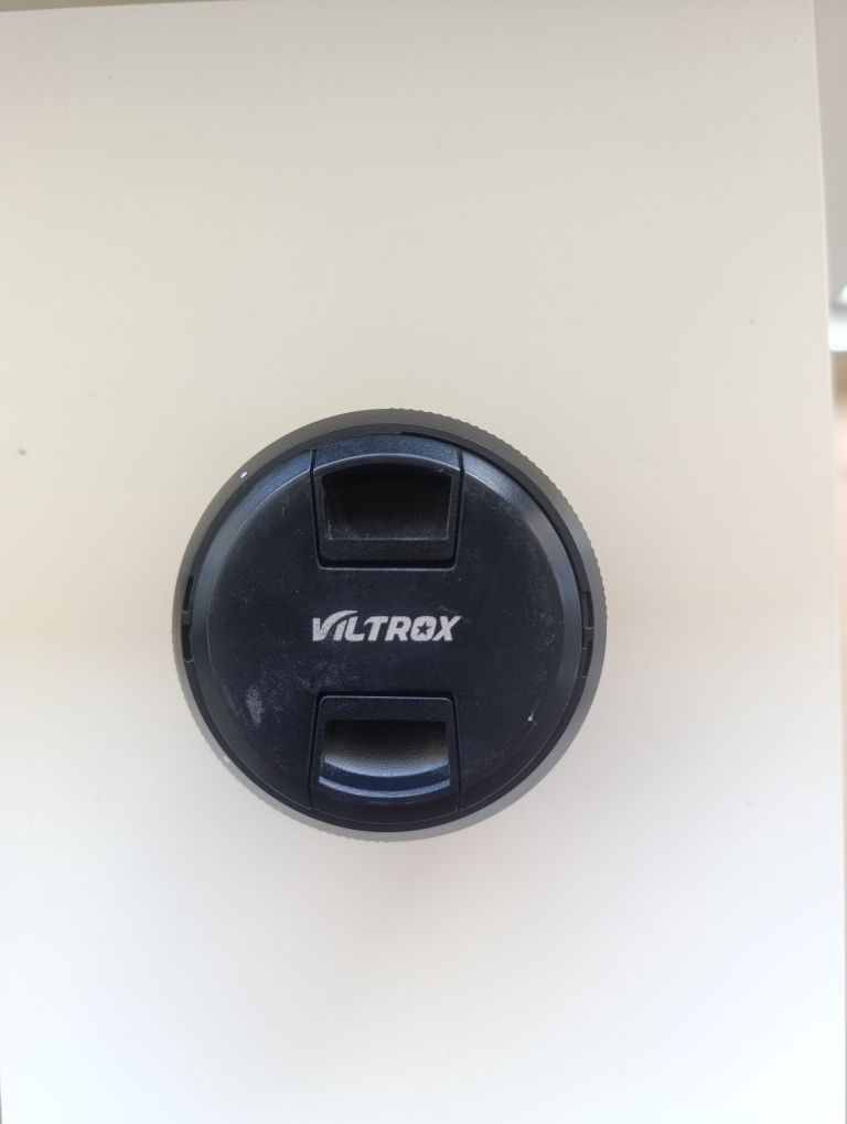 обектив VILTROX 85mm 1.8 sony FE