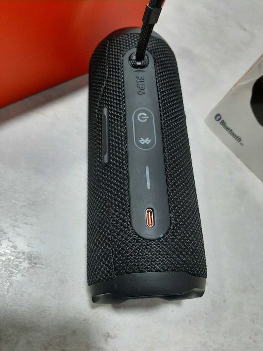 JBL Flip 6  Нова