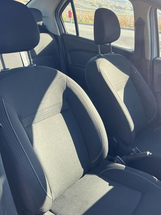 Vând Dacia Logan 2018