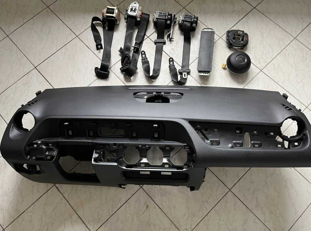 Mercedes Benz EQA kit airbag - plansa de bord - centuri de siguranta