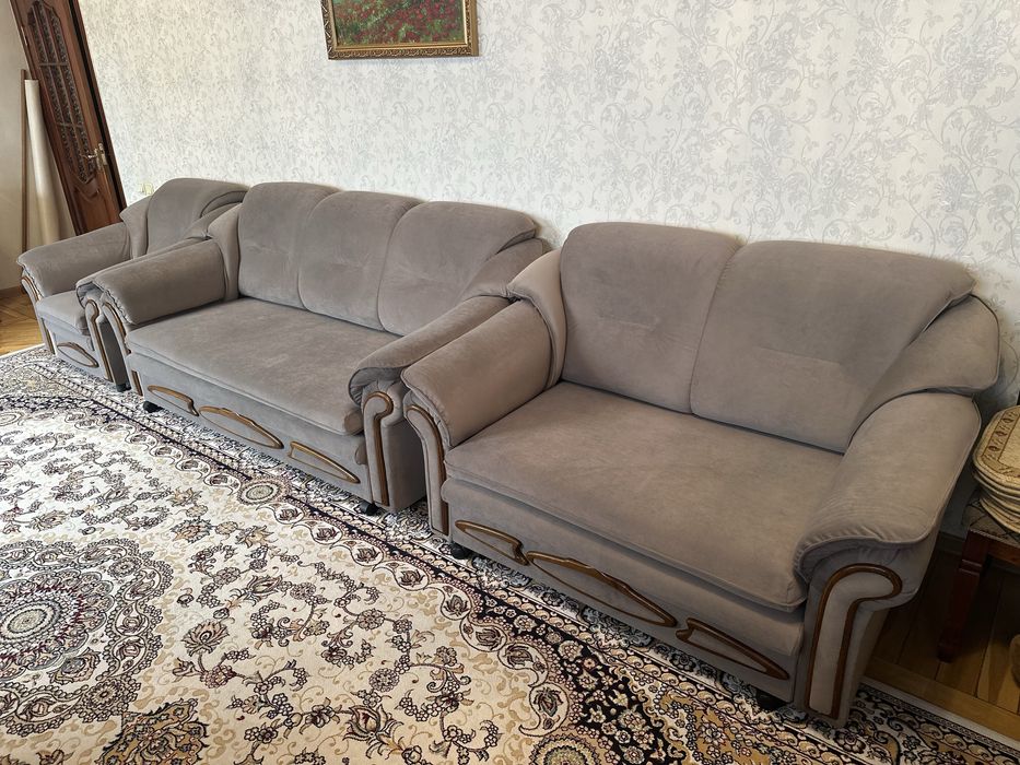 Продается комплект диванов. Раскладной