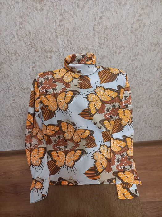 Продается водолазка женская