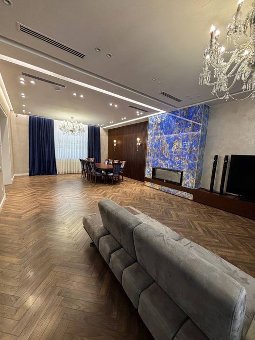 Евродом на Ракатбоши 3,5 соток 6 комнат 370 м²